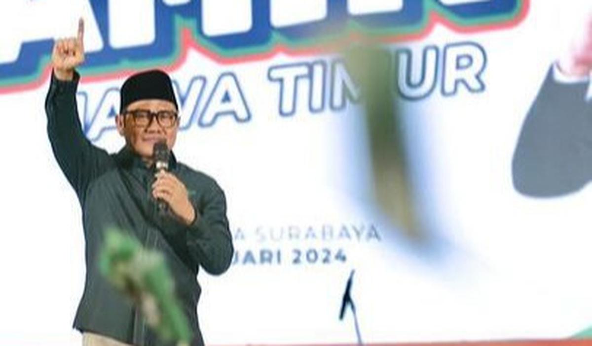 Sementara Cawapres Muhaimin diagendakan melakukan safari politik di Blitar, Jawa Timur.<br>