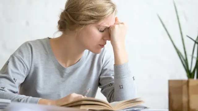 5 Zodiak yang Dikenal Suka Terlambat, Sulit Mengatur Waktunya