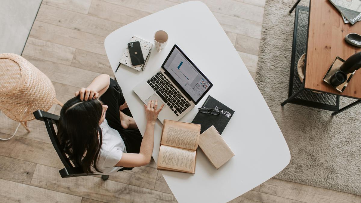 Zodiak yang Jago Multitasking, Pandai Atur Konsentrasi