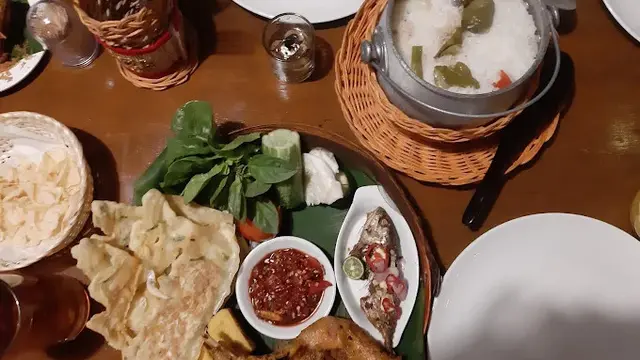 Nasi Liwet Bandung Kebon Kawung/ Maps Haya Zahra
