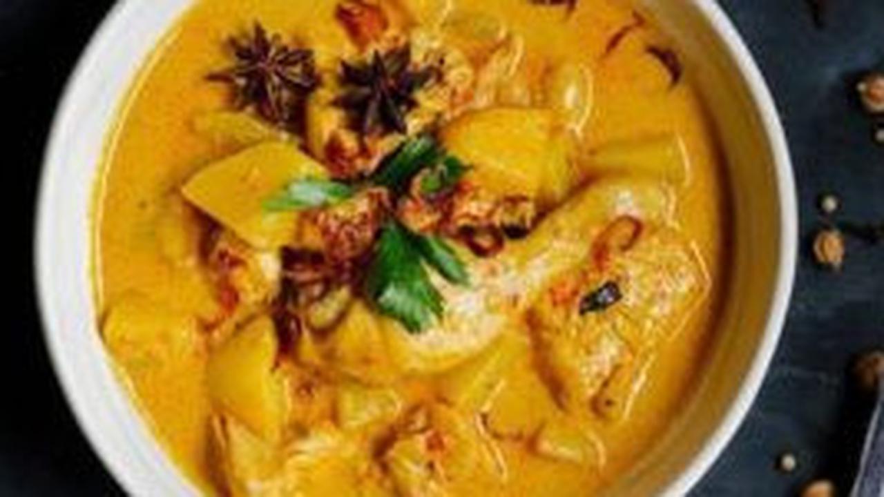 Opor Ayam Lebaran yang Nikmat, Tips dan Trik Membuatnya Sempurna