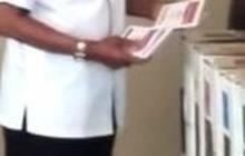 Sultan HB X Mencblos di TPS 12 Kalurahan Panembahan: Warga Jangan Golput