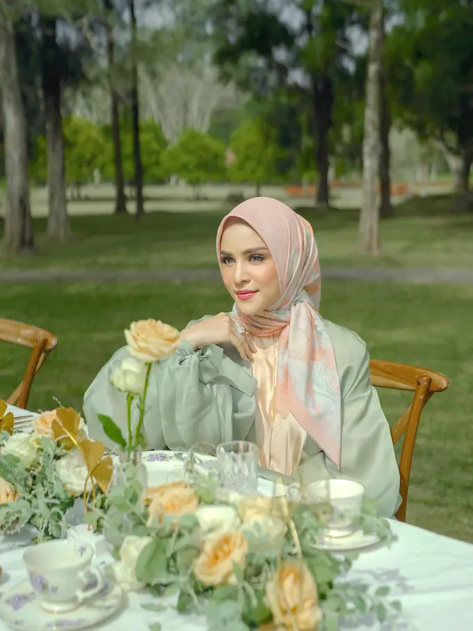 Terinspirasi dari Serial Populer My Little Pony, Kolaborasi Buttonscarves X My Little Pony Luncurkan Koleksi Terbaru