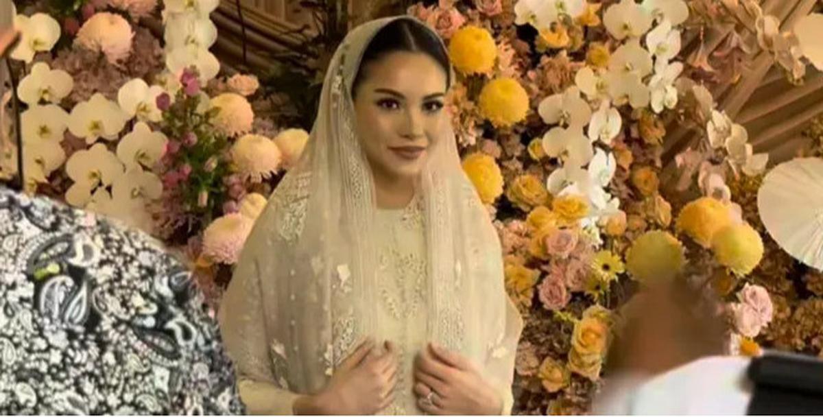 Tampilan Elegan Alyssa Daguise Dibalut Busana Pastel saat Pengajian Jelang Pernikahan, Aura Calon Pengantin Terpancar
