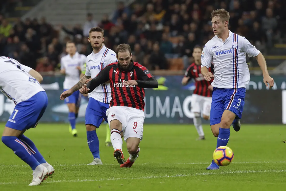 AC Milan, Gonzalo Higuain