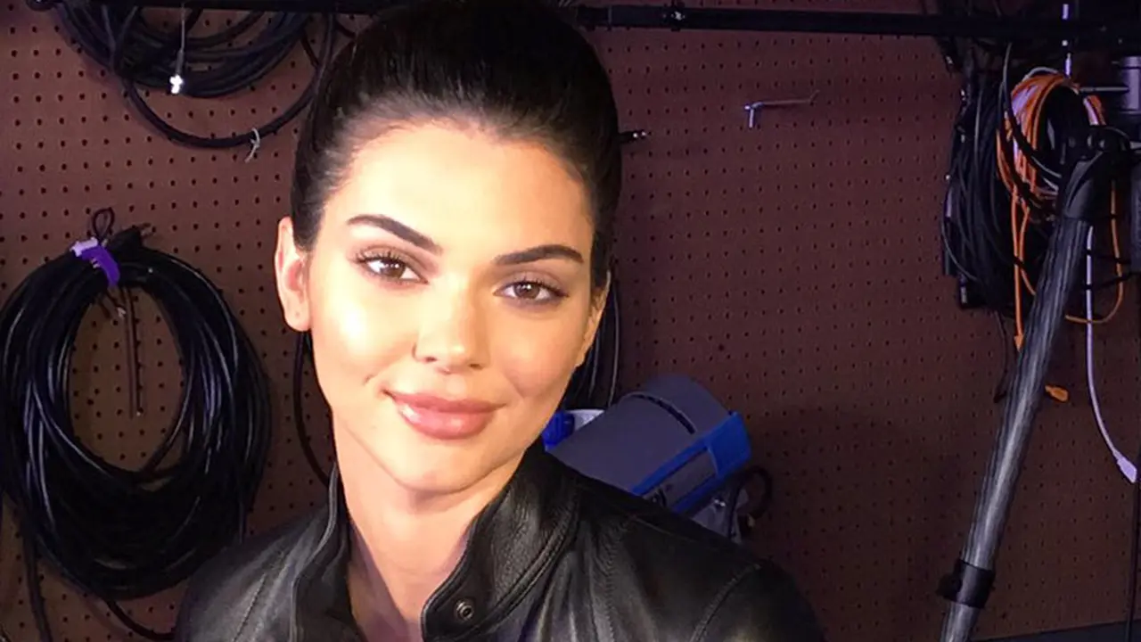 [Bintang] Kendall Jenner