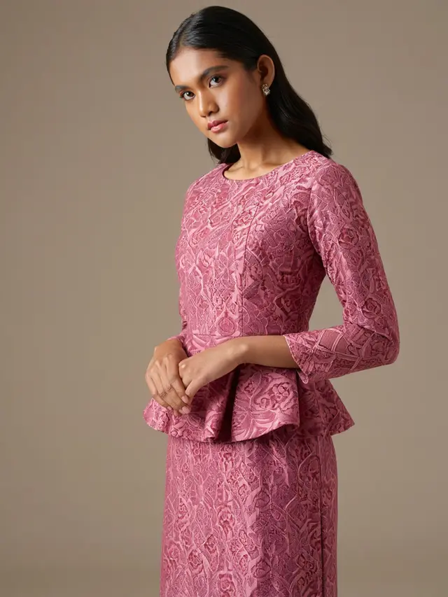 Model Dress Batik Brokat Warna Dusty Pink