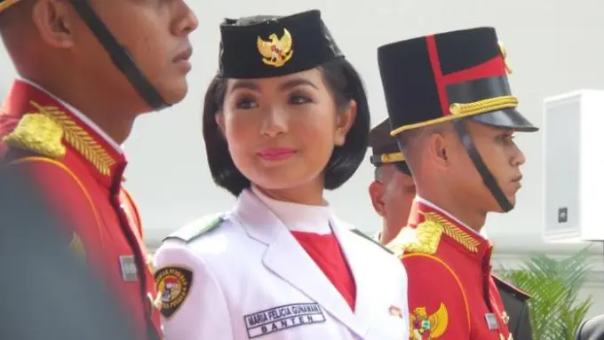 Mengenal Maria Felicia Gunawan, Si Gadis Paskibraka Pembawa Baki