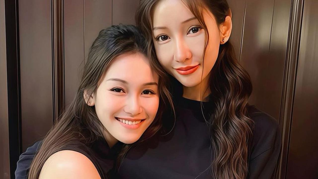 Lucinta Luna Tampil Dengan Outfit Serba Hitam Untuk Takziah