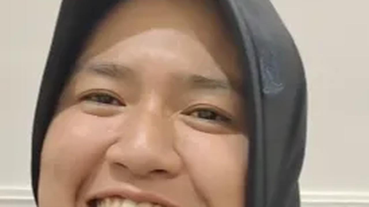 Momen Ajudan Cantik Cium Tangan Bertemu Eks Panglima TNI, Cerita Pernah Dimarahi Istri Sang Jenderal