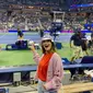 Nonton Tenis di New York, Cardigan Bolong Luna Maya Jadi Sorotan. (dok.Instagram @lunamaya/https://www.instagram.com/p/CTYdTessdQm/Henry)