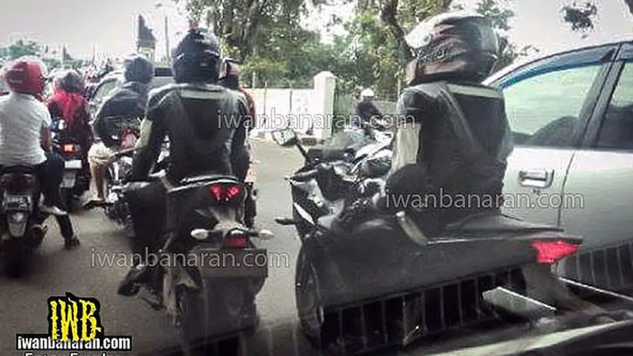 Yamaha R25 Versi Indonesia Tersibak