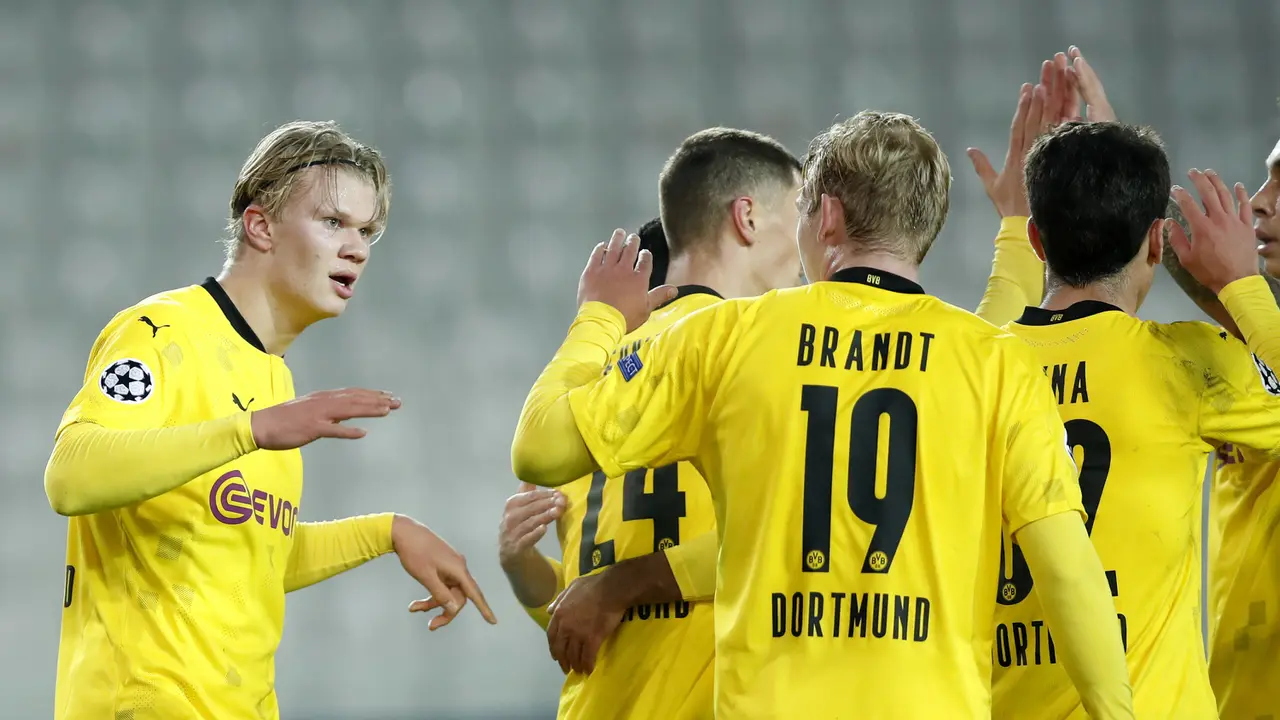 Erling Haaland Tampil Agresif, Borussia Dortmund Bantai Club Brugge di Liga Champions