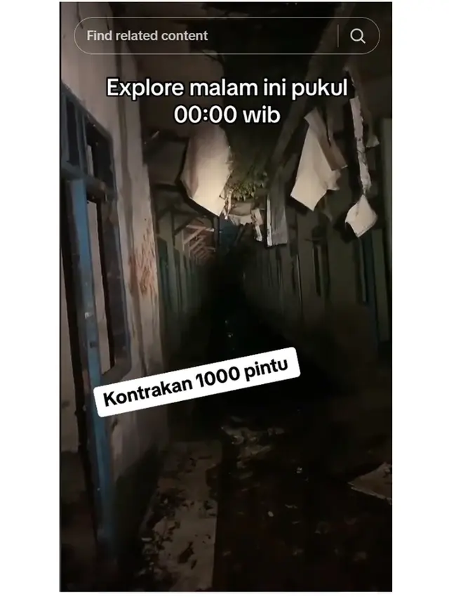 6 Potret Penampakan Kontrakan 1000 Pintu di Malam Hari, Suasana Makin Seram