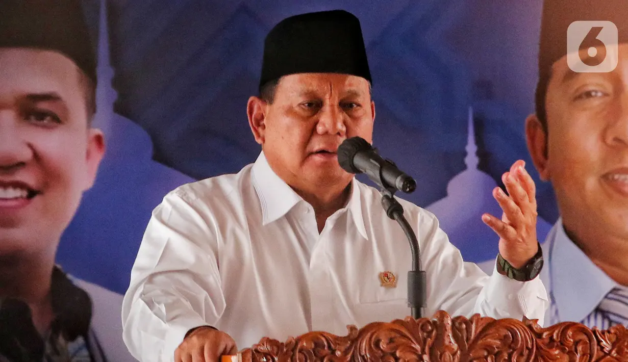 Menteri Pertahanan (Menhan) sekaligus Ketum Partai Gerindra Prabowo Subianto saat memberikan Tausiah Kebangsaan di Masjid Istiqlal, Jakarta Pusat, Kamis (18/5/2023). (Liputan6.com/Angga Yuniar)