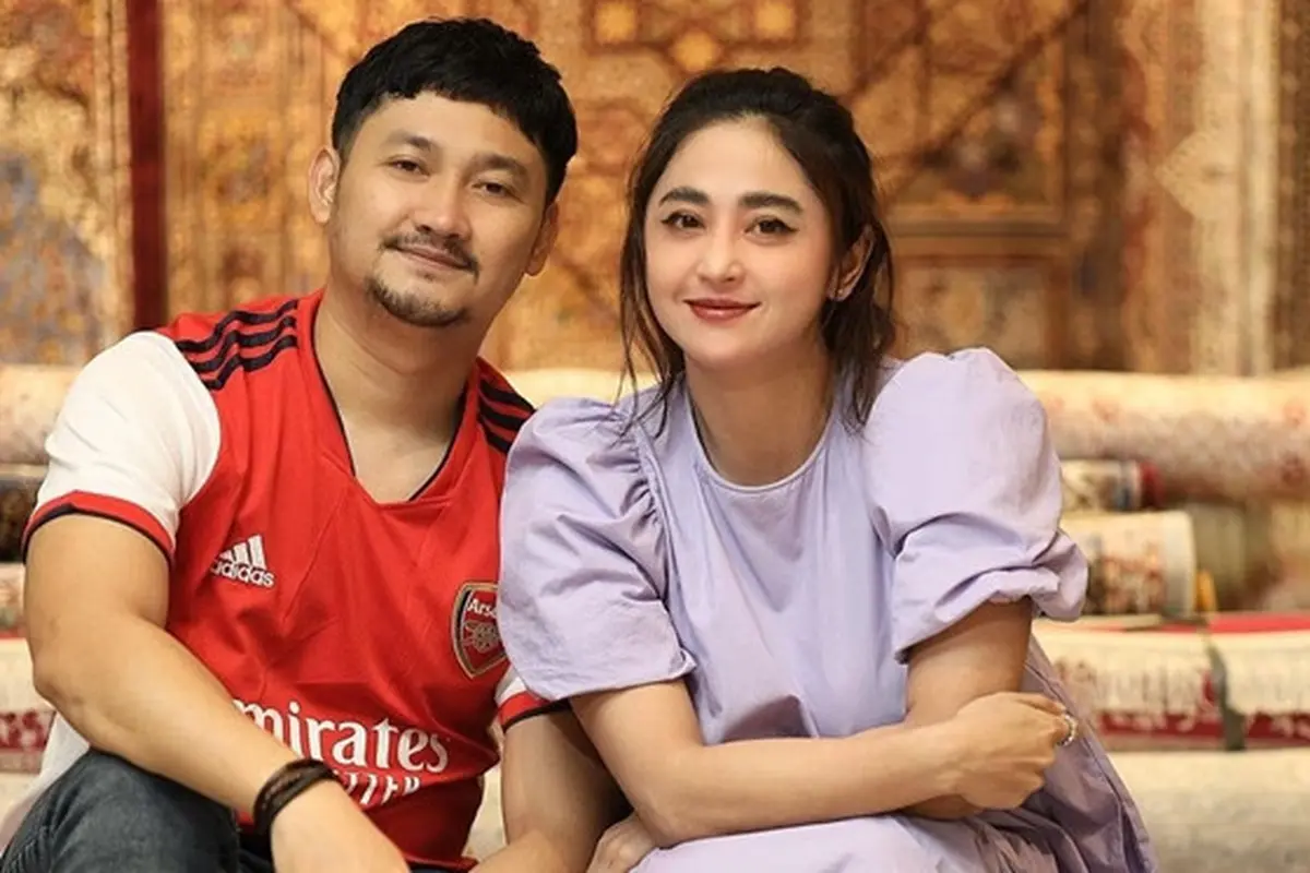 7 Potret Angga Wijaya dan Dewi Perssik, Resmi Gugat Cerai Usai 5 Tahun Menikah