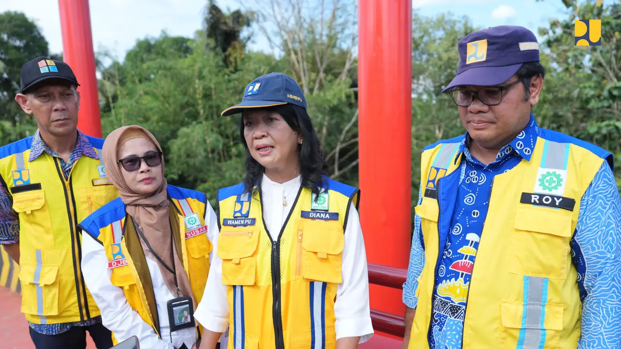Pastikan Infrastuktur Terjaga, Wamen Diana Tinjau Jembatan Way Sabuk dan Jalan Kotabumi-Terbanggi Besar