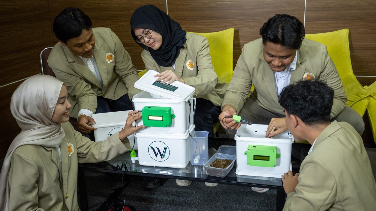 Mengenal WormiBox, Alat Berbasis IoT Buatan Mahasiswa UGM Untuk Atasi Darurat Sampah Organik