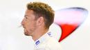 Jenson Button, pebalap senior ini juga kerap menjadi bintang iklan dan memiliki fans wanita yang jumlahnya banyak. (EPA/Srdjan Suki) 