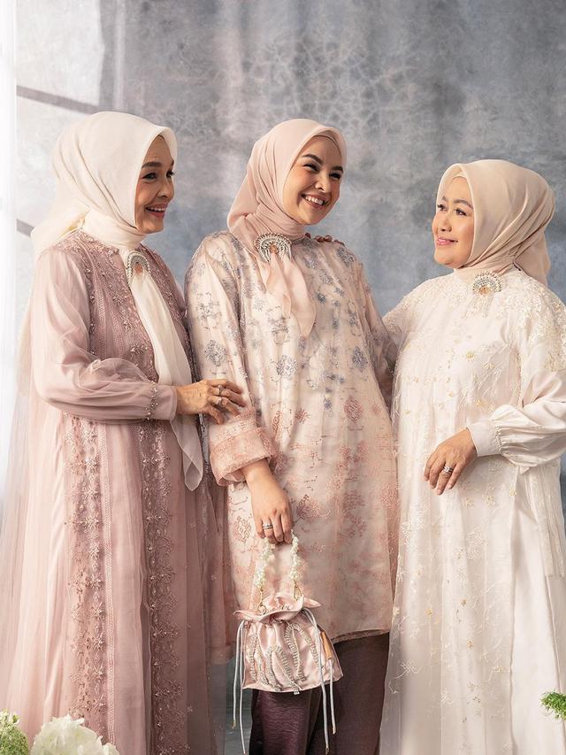 Koleksi Baju Lebaran Sarimbit dari Ria Miranda untuk 2023, Terinspirasi dari Kampung Halaman Sang Desainer