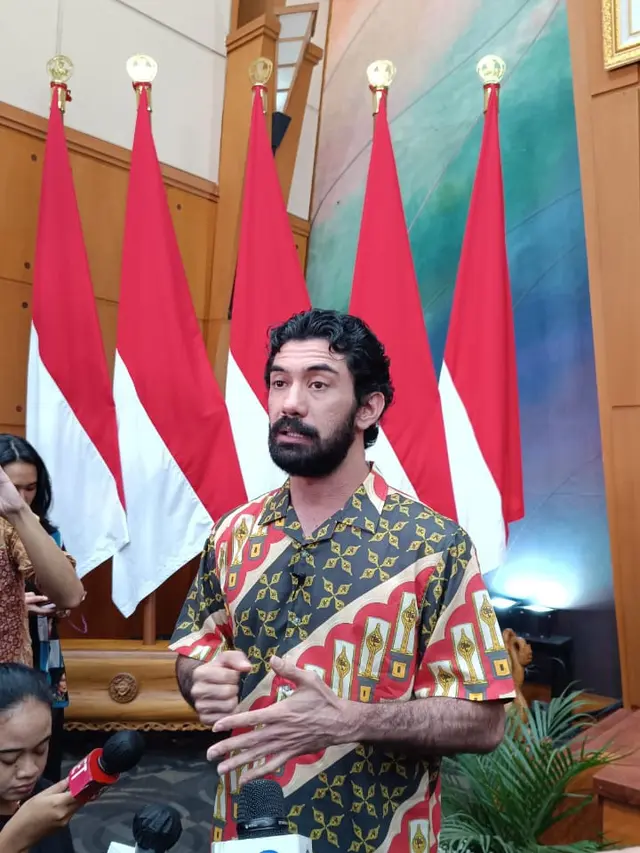 Reza Rahadian