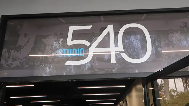 Studio 540 di Solana Beach, San Diego menjadi lokasi sparring partner para petarung MMA Fight Academy