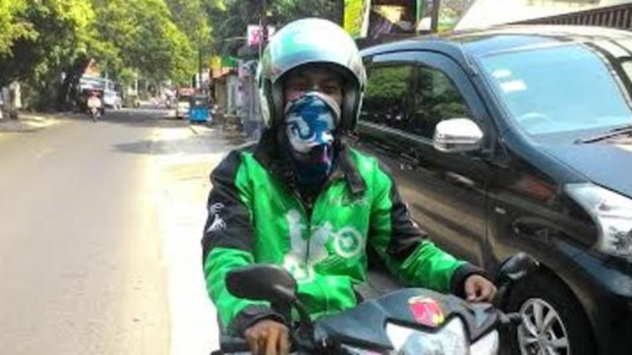 Ahok tolak legalkan GO-JEK dan Grab Bike di Jakarta