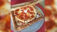 Kabar gembira bagi penggemar pesanan hantaran piza. Kotak piza hantaran juga bisa dimakan.