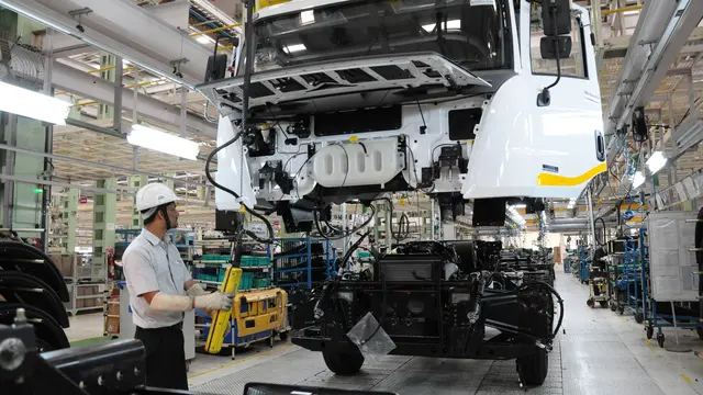 pabrik Mahindra Vehicle Manufacturers Ltd, Chakan, India (Mahindra)