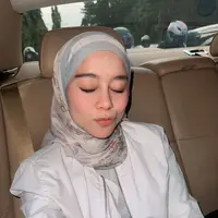 Inspirasi hijab outfit ala Lesti Kejora (Instagram/@lestikejora)