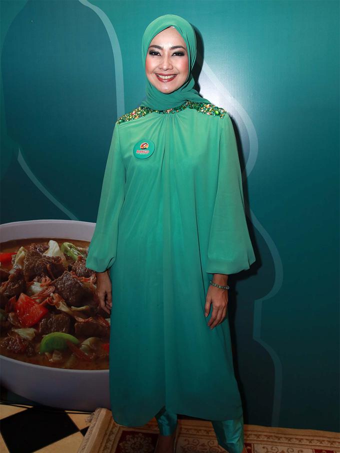 Hobbi Lari Alya Rohali Ternyata Menurun ke Anak - News & Entertainment