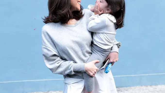 [Bintang] Lucunya Gempi Nyanyi Baby Shark Bareng Gisel