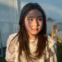 Kini Eleeya sudah beranjak remaja, ia sudah berusia 11 tahun. Eleeya mewarisi darah Manado dan Italia dari kedua orangtuanya. [Foto: Instagram/celine_evangelista]