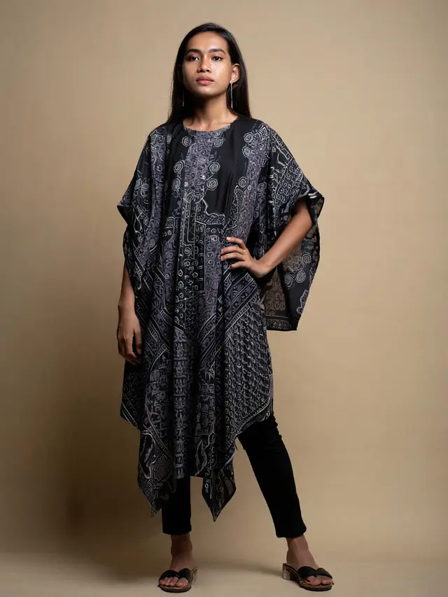 Batik Lengan Dolman Tunik Oversized Asimetris