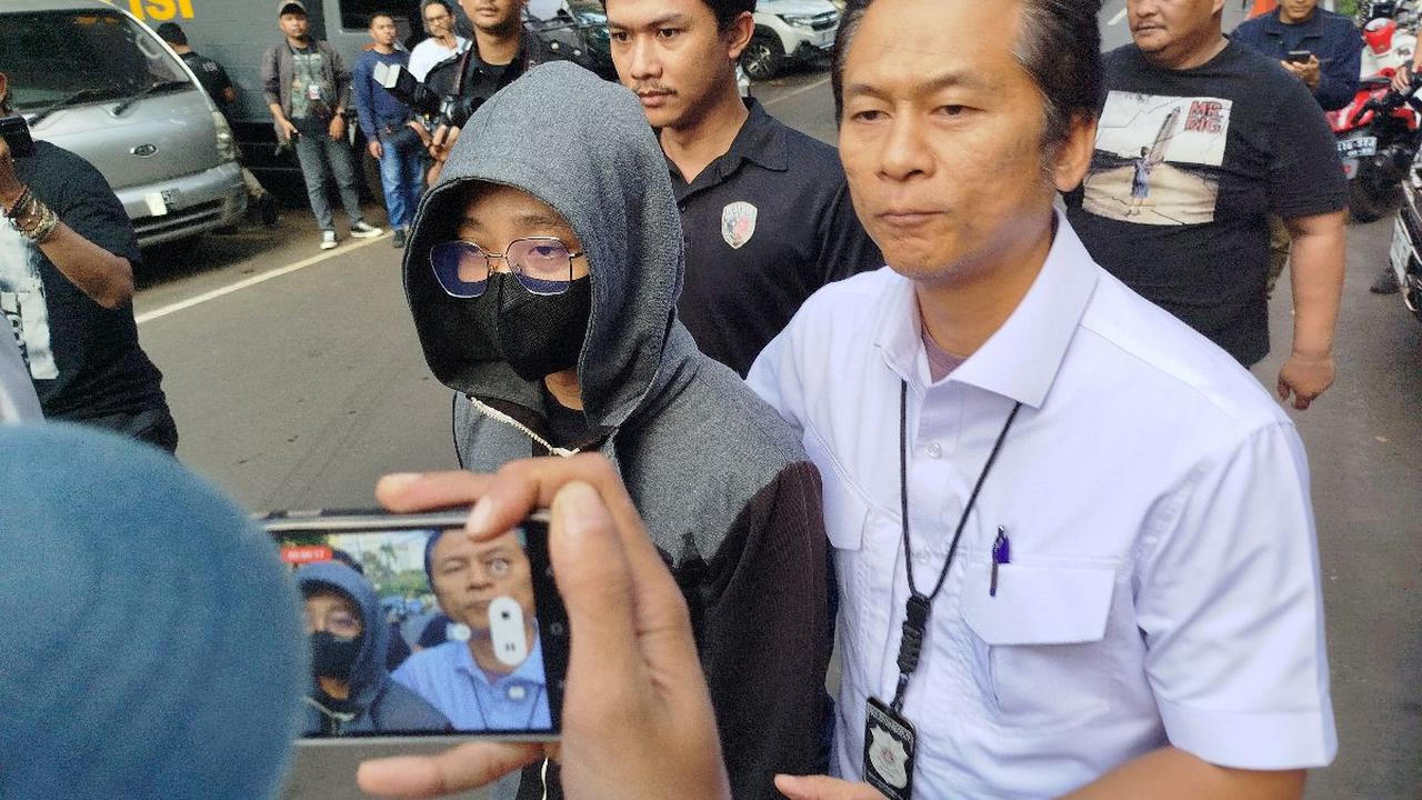 Adapun penetapan tersangka sebagaimana keputusan gelar perkara yang dilakukan oleh tim penyidik.