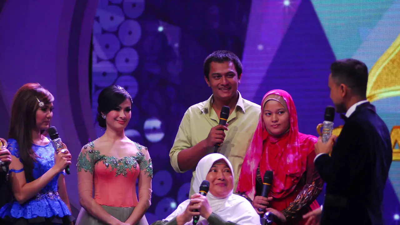 Istri Latief Khan Kagumi Dangdut Academy Indosiar