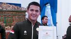 Lifter Indonesia Rizki Juniansyah resmi naik pangkat, dari letnan dua menjadi kapten TNI Angkatan Laut (AL) karena berprestasi di SEA Games 2025. (Foto: Muchlis Jr - BPMI Sekretariat Presiden)