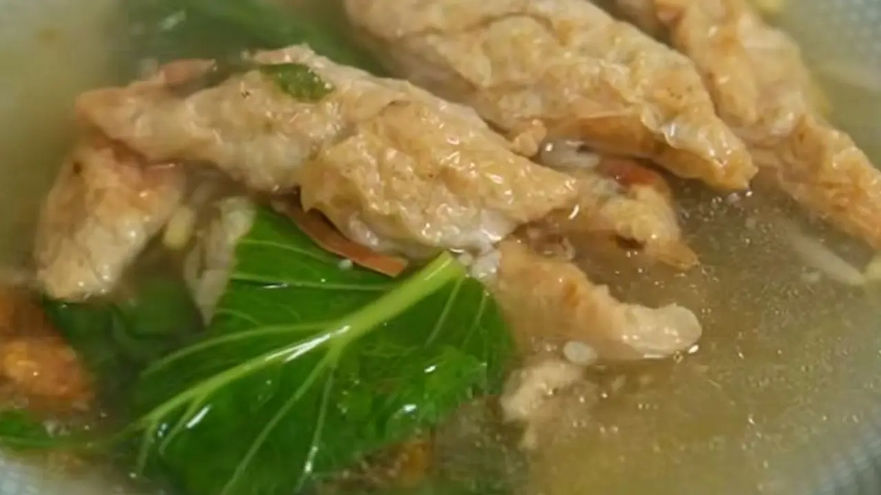 Resep Praktis Fukien, Menu Bakso Ikan Berkuah dengan Kulit Tahu