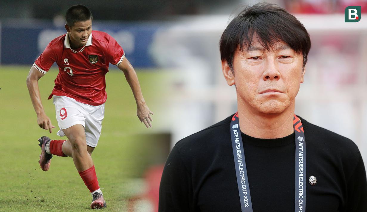 Pelatih Timnas Indonesia, Shin Tae-yong memanggil 30 pemain muda terbaiknya untuk persiapan Piala Asia U-20 2023, termasuk Hokky Caraka sang penyerang andalan. Rencananya Skuad Garuda akan melakukan latihan pemusatan sepanjang bulan Februari di Jakarta. Meski pada akhirnya ajang tersebut tak mempengaruhi keikutsertaan Timnas Indonesia di perhelatan akbar Piala Dunia U-20 2023 karena sebagai tuan rumah, momen tersebut bisa dimanfaatkan bagi sang pelatih menjajal pemain lain untuk memainkan perannya. Berikut ini 4 penyerang yang bisa jadi opsi selain Hokky Caraka. (Foto Kolase:Bola.com/M. Iqbal Ichsan)