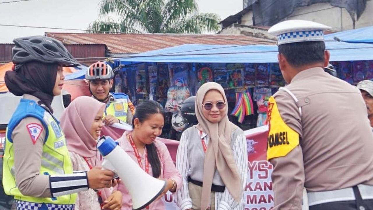 Sambil Gowes 10 Km, Polisi Rohil Sosialisasi Pemilu