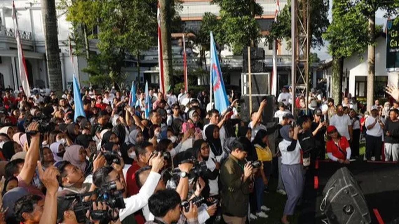 Seorang warga Amerika yang ditanya bahkan berkomentar nilai upah minimum rata-rata pekerja Indonesia sangat tidak masuk akal.