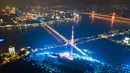 Pemandangan malam hari di Kota Wuhan, Provinsi Hubei, China, 7 April 2020. Wuhan mencabut larangan perjalanan keluar mulai 8 April 2020 setelah penerapan karantina wilayah (lockdown) selama hampir 11 pekan untuk membatasi penyebaran virus corona COVID-19. (Xinhua/Xiao Yijiu)