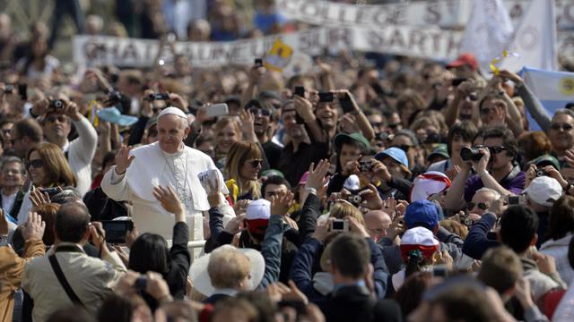 Senyum Ramah Paus Fransiskus, Cermin Pesan Kebaikan dan Kasih Sayang