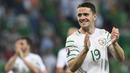 Robbie Brady melakukan gol cepat ketika melawan Prancis di menit ke-2 pertandingan pada Euro 2016. Sayangnya gol Brady tak mampu bawa Republik Irlandia hingga akhir pertandingan. (Foto: AFP/Miguel Medina)