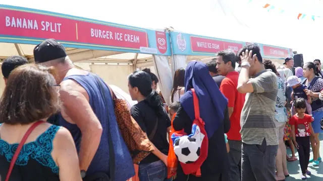 Camilan di Ice Cream Festival