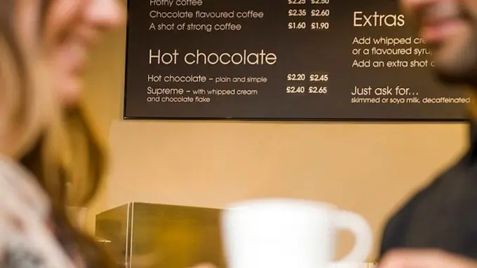 [Bintang] 3 Zodiak yang Bepotensi Galau Saat Ketemu Mantan di Bukber