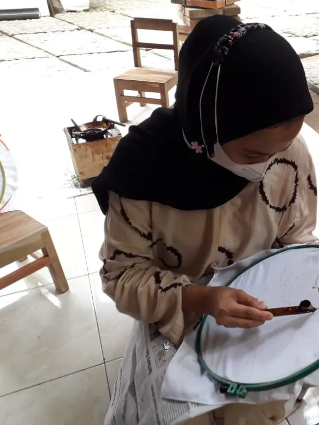 Pembuatan batik