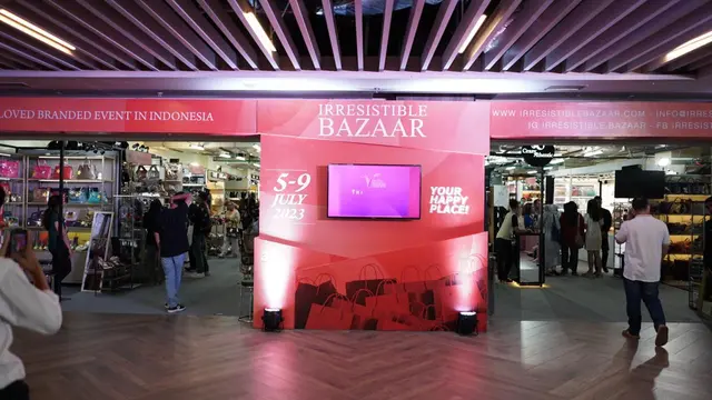 Ogah Ketipu, Gen Z Lebih Selektif Pilih Tempat Belanja Tas dan Sneaker Branded