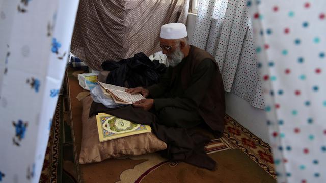Muslim Afghanistan Berburu Berkah Lailatul Qadar