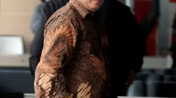Sekjen DPR Indra Iskandar saat tiba di Gedung KPK, Jakarta, Senin (18/2). Indra diperiksa sebagai saksi untuk tersangka mantan Wakil Ketua DPR Taufik Kurniawan terkait dugaan suap DAK Kebumen. (Merdeka.com/Dwi Narwoko)